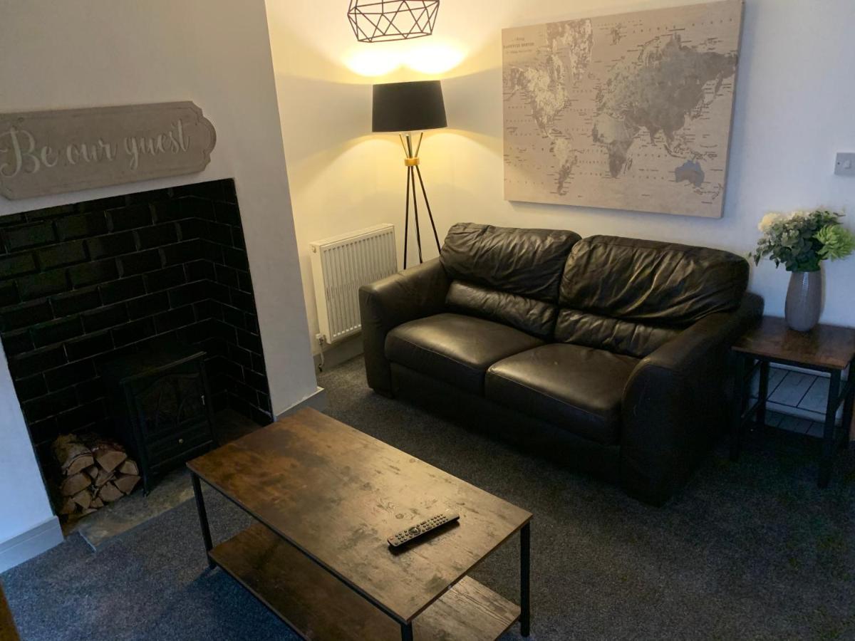 Wilton  Cosy Cottage In Redcar - Workstays Uk מראה חיצוני תמונה